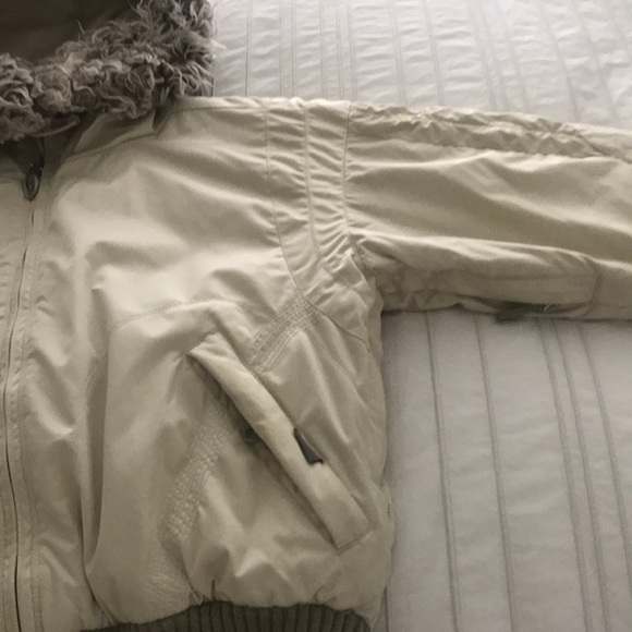 Obermeyer Dharma Ski Jacket - Picture 3 of 8